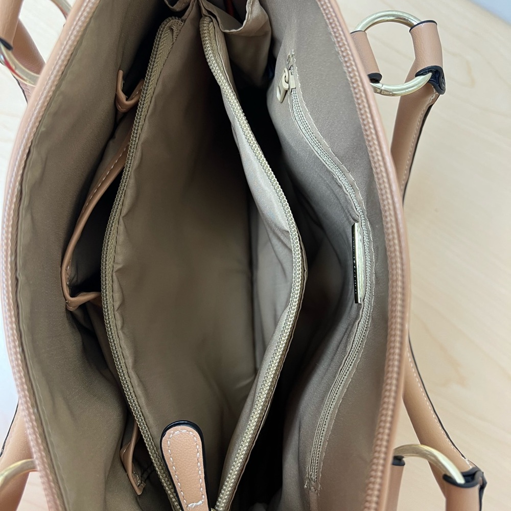 Giani Bernini Tan and Brown Satchel with Elegant Design - Picture 7 of 9